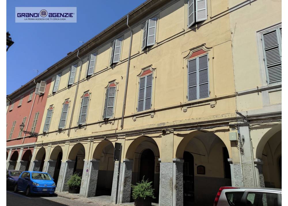Vendita Appartamento a Parma quadrilocale Centro storico di 350 mq